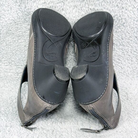 Dansko Bonita Womens Size 37 US 6.5-7 Ankle Booties Gray Leather Cutout Zip - Picture 8 of 9